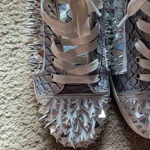 Men’s Christian Louboutin mid top sneakers